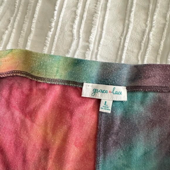 Grace & Lace Sweatpants - Picture 3 of 3